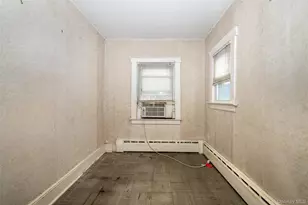 485 Minnieford Ave, Bronx, NY 10464 - Photo 10