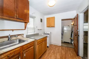 485 Minnieford Ave, Bronx, NY 10464 - Photo 12