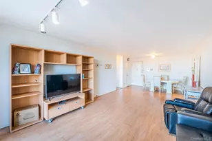 1 Bay Club Dr, Bayside, NY 11360 - Photo 22