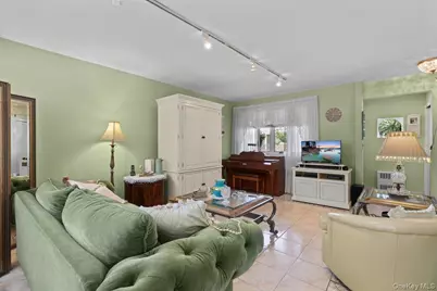 1415 Reed Place, Bronx, NY 10465 - Photo 4