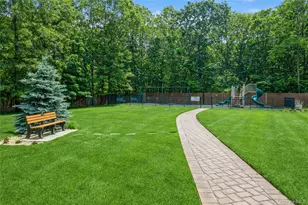 460 Old Town Rd, Port Jefferson Station, NY 11776 - Photo 20