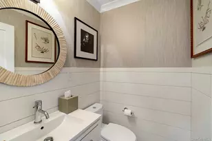 770 Hill St, Southampton, NY 11968 - Photo 14