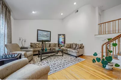 2 Sagamore Way N, Jericho, NY 11753 - Photo 16