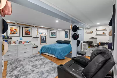 40 East Avenue, Valley Stream, NY 11580 - Photo 14