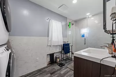 40 East Avenue, Valley Stream, NY 11580 - Photo 8
