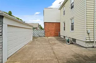 1550 E 54th St, Brooklyn, NY 11234 - Photo 34