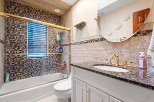 163-27 95th St, Howard Beach, NY 11414 - Photo 24