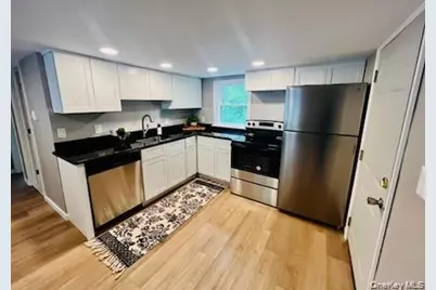 70 New Paltz Road #2D, Highland, NY 12528 - Photo 2