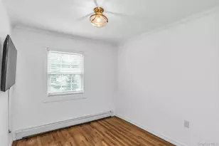 138 Brook St, Garden City, NY 11530 - Photo 22