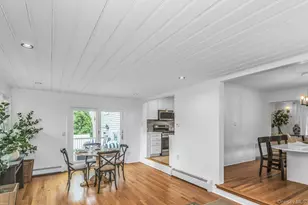 138 Brook St, Garden City, NY 11530 - Photo 16