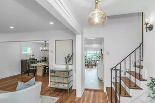 138 Brook St, Garden City, NY 11530 - Photo 4