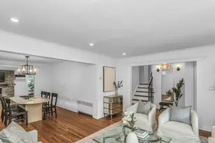 138 Brook St, Garden City, NY 11530 - Photo 6