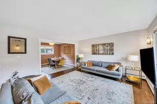 192 N 21st St, Wheatley Heights, NY 11798 - Photo 8