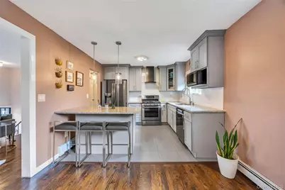 192 N 21st Street, Wheatley Heights, NY 11798 - Photo 12