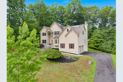 5 Sherwood Court, Highland Mills, NY 10930 - Photo 2