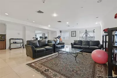 171 Great Neck Road #3H, Great Neck, NY 11021 - Photo 36