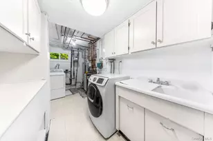 79-21 21st Ave, East Elmhurst, NY 11370 - Photo 18
