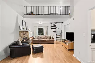 208 Harris Rd, Bedford Hills, NY 10507 - Photo 2