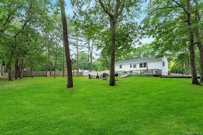 235 Highview Drive, Calverton, NY 11933 - Photo 12