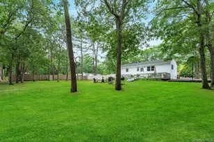 235 Highview Dr, Calverton, NY 11933 - Photo 12