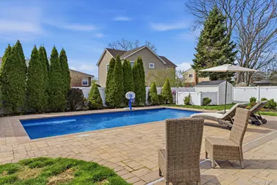 192 N Chestnut Street, Massapequa, NY 11758 - Photo 20
