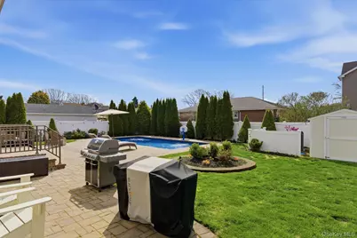 192 N Chestnut Street, Massapequa, NY 11758 - Photo 24