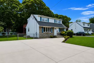 146 Dawn Dr, Centereach, NY 11720 - Photo 30