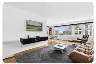 370 E 76th St, New York, NY 10021 - Photo 2