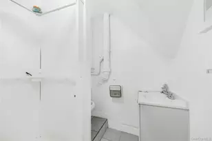152 Urban St, Mount Vernon, NY 10552 - Photo 24