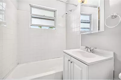 205 West Post Road #1N, White Plains, NY 10606 - Photo 32
