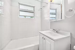 205 W Post Rd, White Plains, NY 10606 - Photo 32
