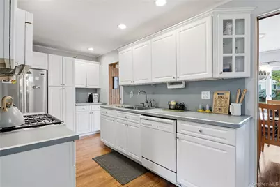 1440 Lincoln Boulevard, Bay Shore, NY 11706 - Photo 10