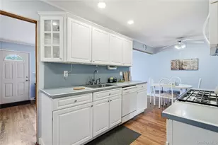 1440 Lincoln Blvd, Bay Shore, NY 11706 - Photo 12