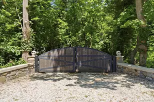 36 Spring St, Cold Spring Harbor, NY 11724 - Photo 40