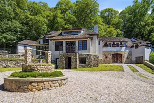 36 Spring St, Cold Spring Harbor, NY 11724 - Photo 4