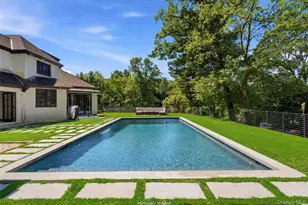 36 Spring St, Cold Spring Harbor, NY 11724 - Photo 36