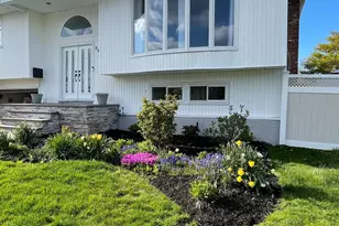 341 Green Ct, Oceanside, NY 11572 - Photo 20