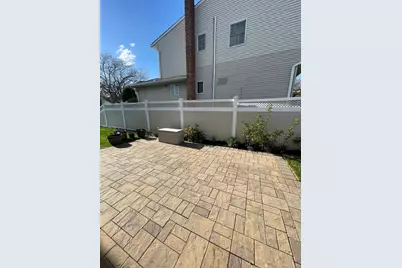 341 Green Court, Oceanside, NY 11572 - Photo 26