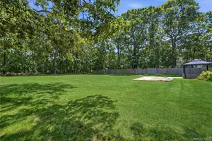 43 Margin Dr W, Shirley, NY 11967 - Photo 34