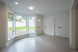 24 Nimitz St, Huntington, NY 11743 - Photo 12