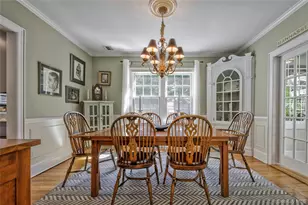 14 Buckingham Pl, Manhasset, NY 11030 - Photo 14