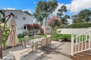 1972 Henry St, North Bellmore, NY 11710 - Photo 4