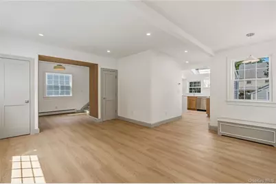168 Longview Avenue, White Plains, NY 10605 - Photo 8