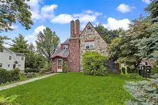 37 Lansdowne Dr, Larchmont, NY 10538 - Photo 2