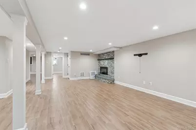 2145 Abbot Avenue, Merrick, NY 11566 - Photo 20