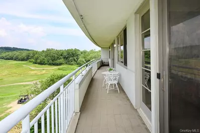 100 Harborview Drive #301, Port Washington, NY 11050 - Photo 26