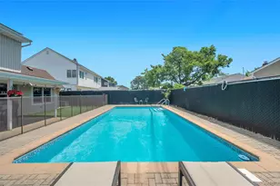 266 Duckpond Dr S, Wantagh, NY 11793 - Photo 28