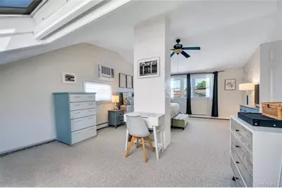 266 Duckpond Drive S, Wantagh, NY 11793 - Photo 20