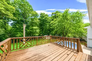94 Crestwood Blvd, Poughkeepsie, NY 12603 - Photo 8