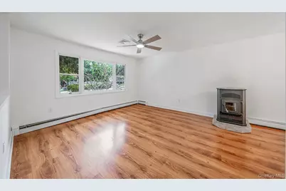 94 Crestwood Boulevard, Poughkeepsie, NY 12603 - Photo 14